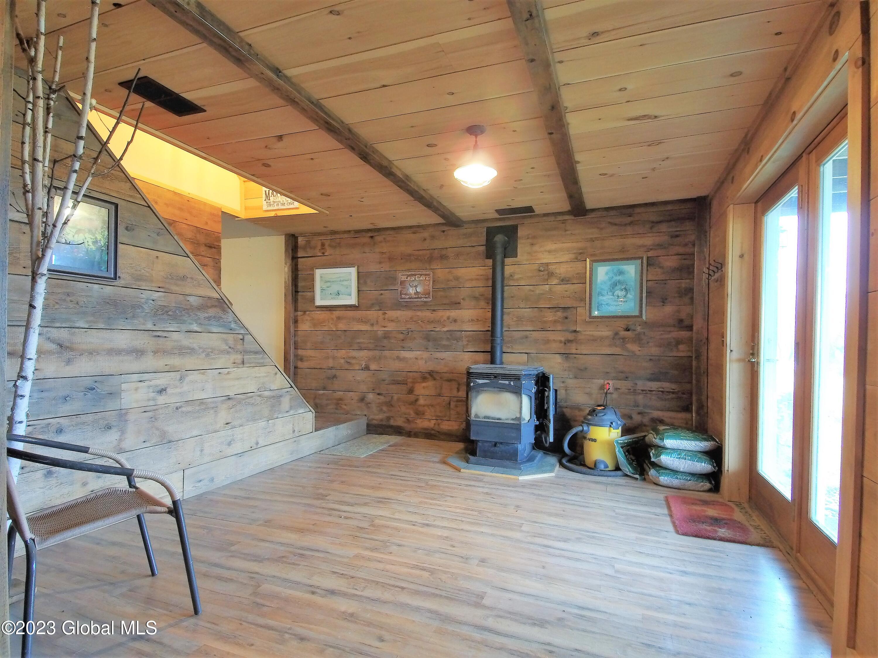 166 Hendee Road Kingsbury, NY 12839 - Photo 13 of 20 P00_0282