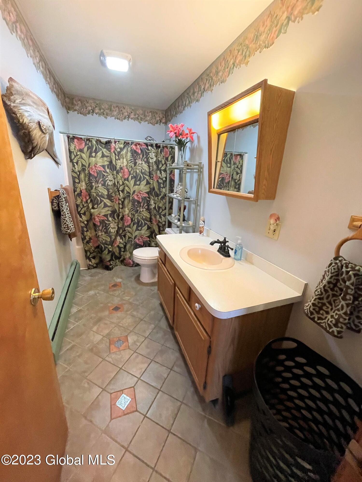 166 Hendee Road Kingsbury, NY 12839 - Photo 14 of 20 henbath