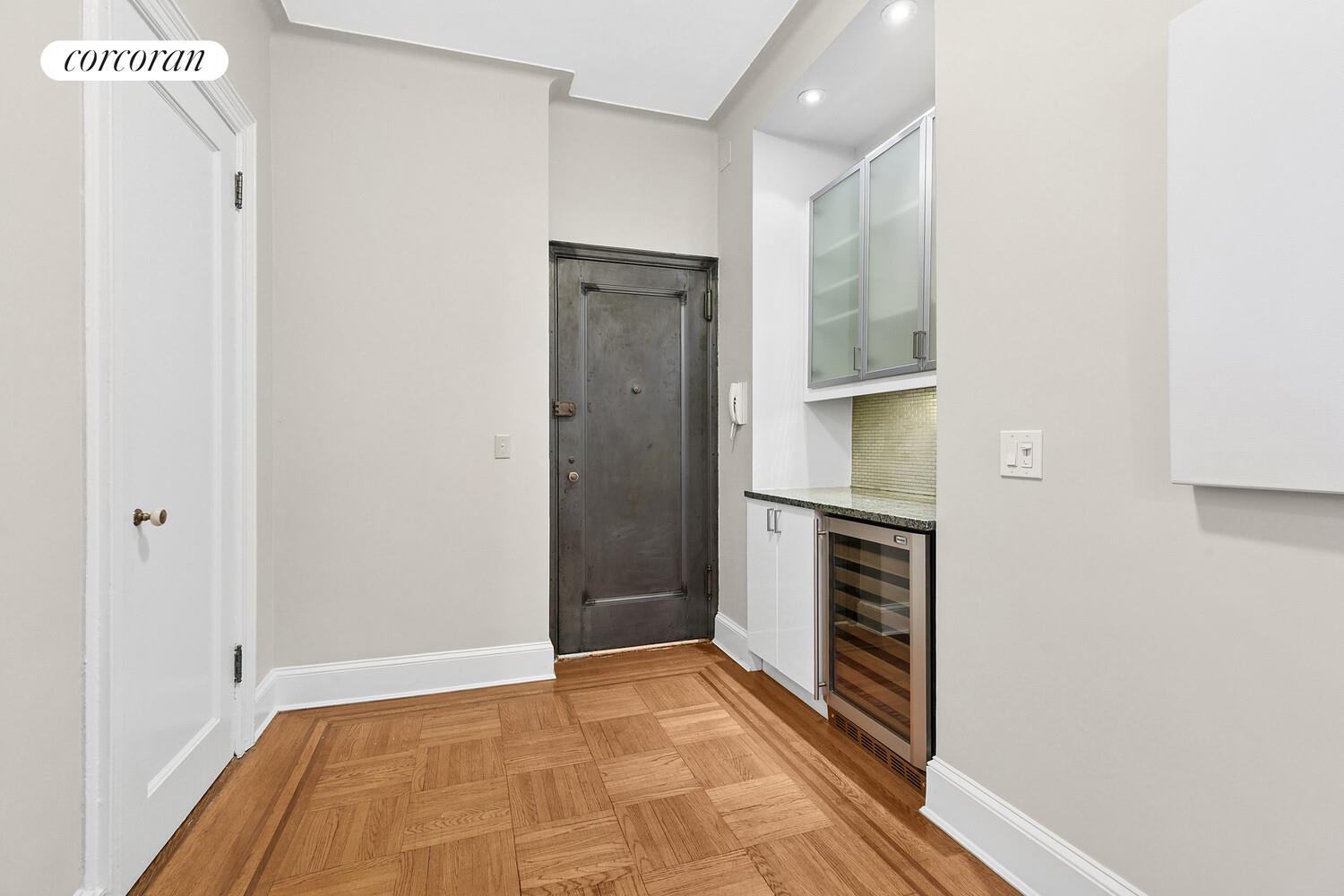 590 West End Avenue, Unit 7B Manhattan, NY 10024 - Photo 7 of 13