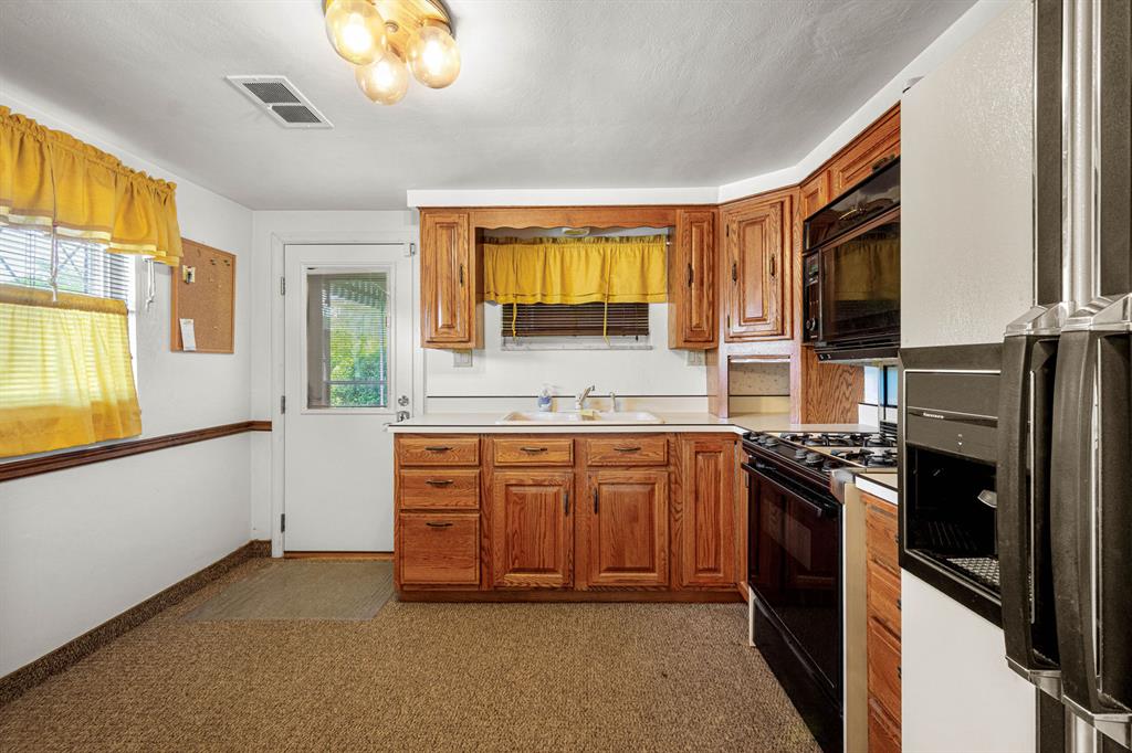 4846 Doyle Road Pittsburgh, PA 15227 - Photo 6 of 28 Gallery Image 6