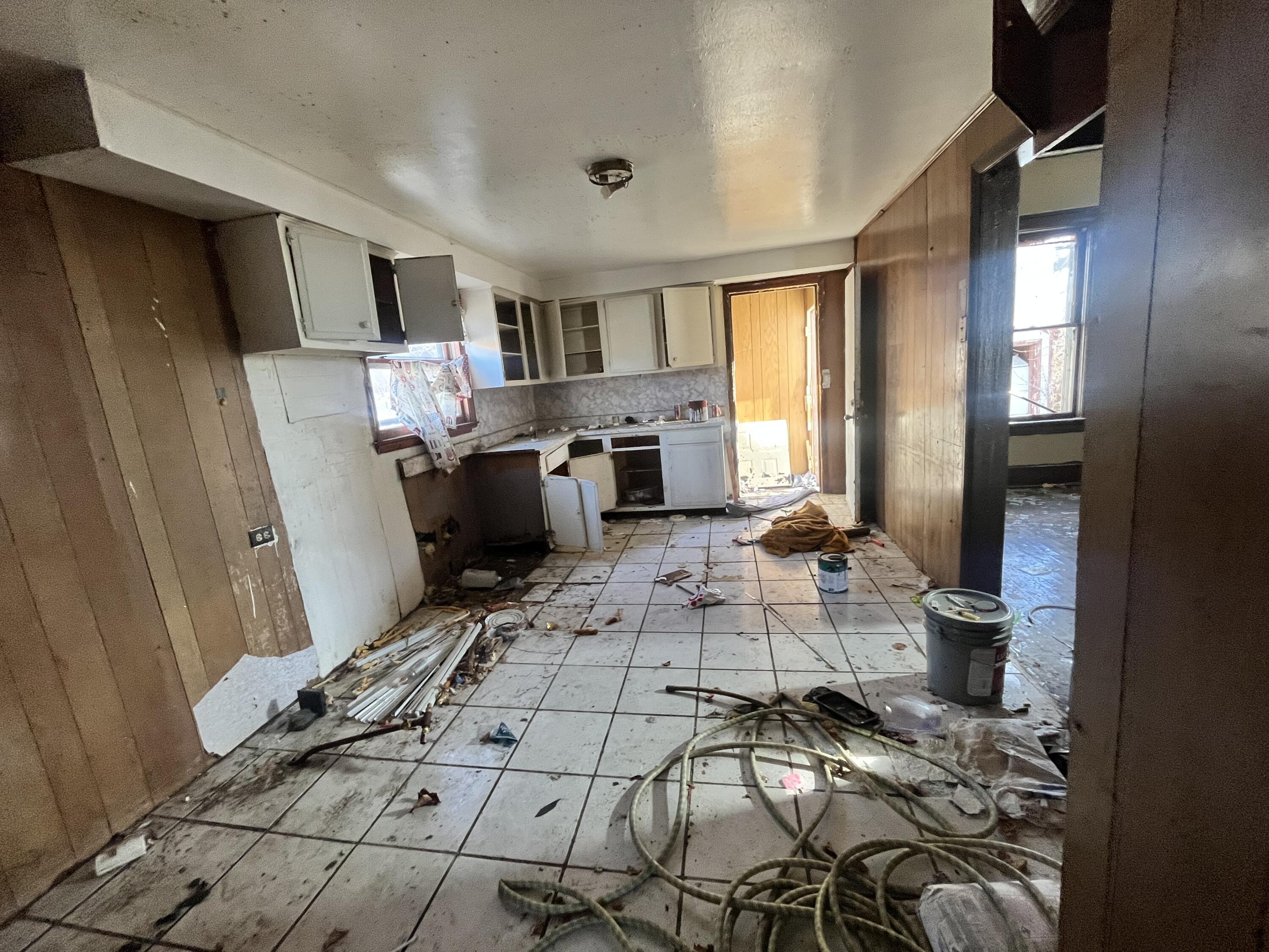 2832 North 14th Street Milwaukee, WI 53206 - Photo 12 of 12 photo nov 17 2023, 10 19 04 am