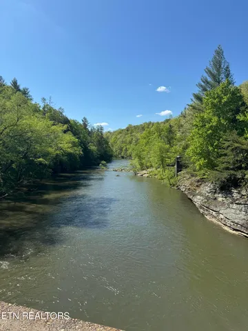 $199,000 | Honey Creek Loop Road, Allardt, TN 38504