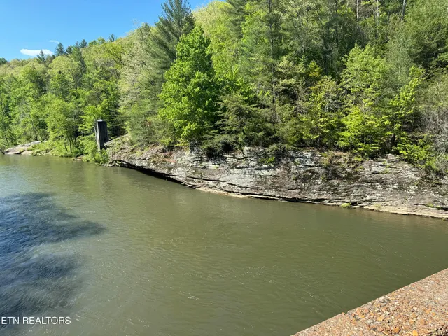 $199,000 | Honey Creek Loop Road, Allardt, TN 38504