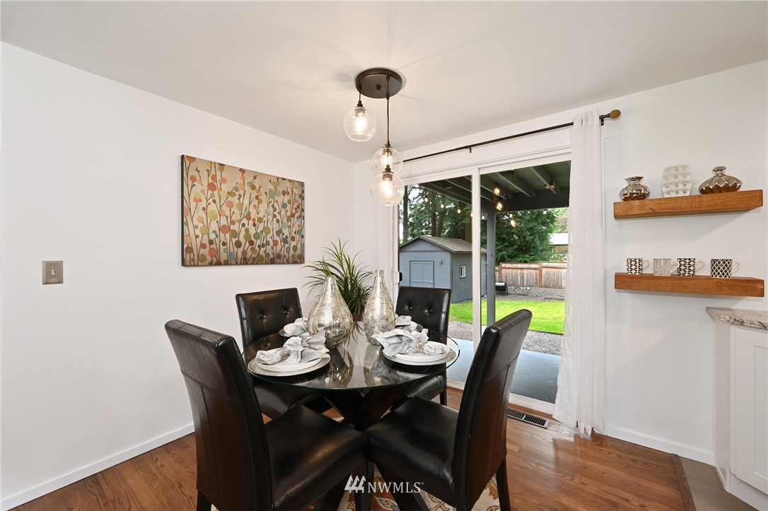 24202 3rd Place West Bothell, WA 98021 - Photo 9 of 31 Gallery Image 9