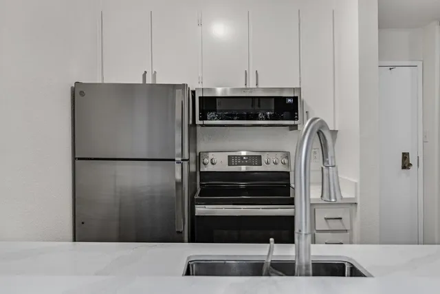 $398,000 | 6109 Shelter Creek Lane, San Bruno, CA 94066