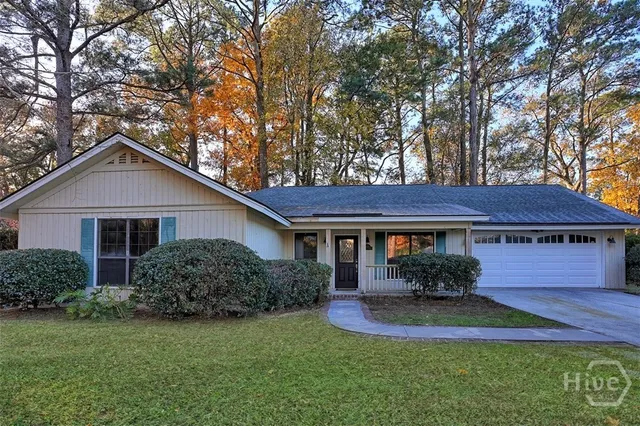 $399,900 | 101 East Coquena Circle, Savannah, GA 31410