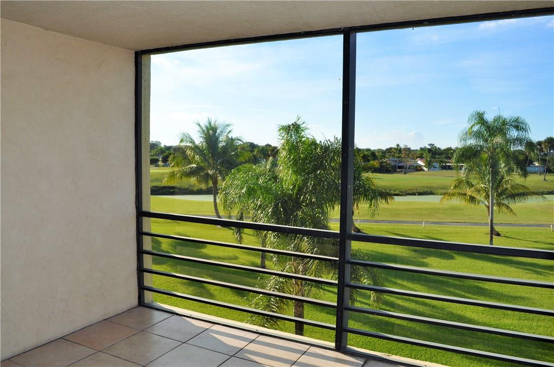 9355 Southwest 8th Street, Unit 302 Boca Raton, FL 33428 - Photo 5 of 21 Photo 5