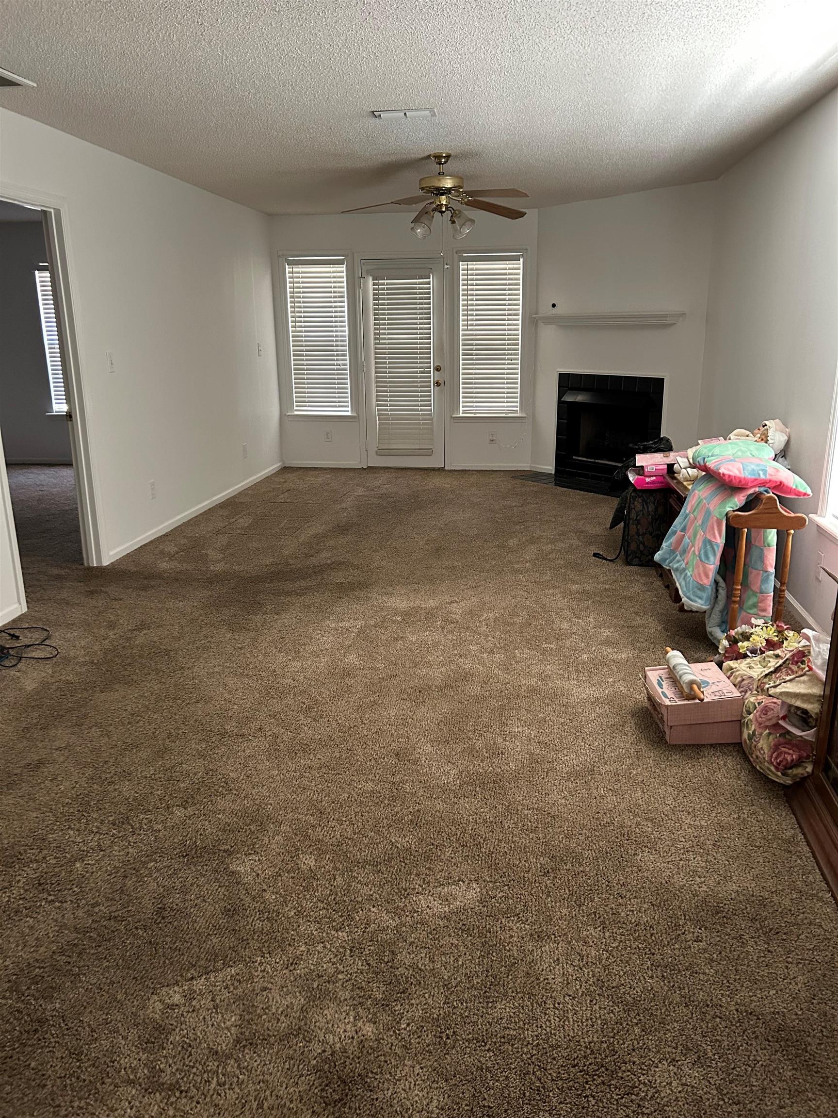 1122 Webber Way Spartanburg, SC 29307 - Photo 5 of 13