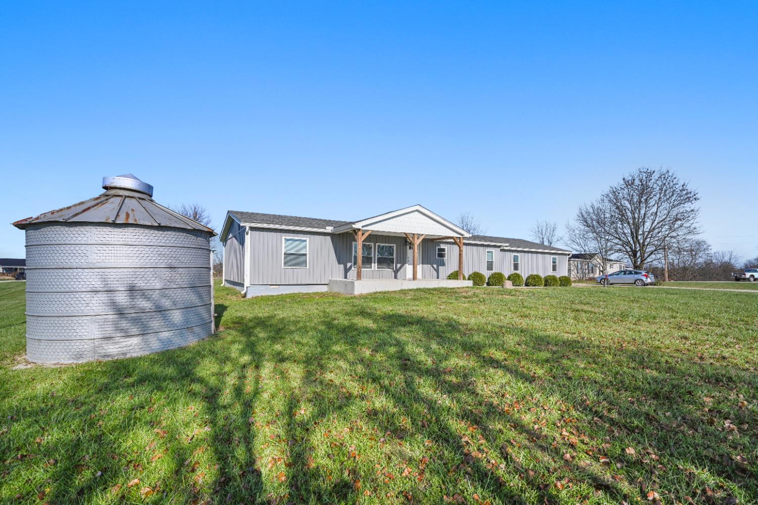 10817 Bliss Lane Vevay, IN 47043 - Photo 2 of 31