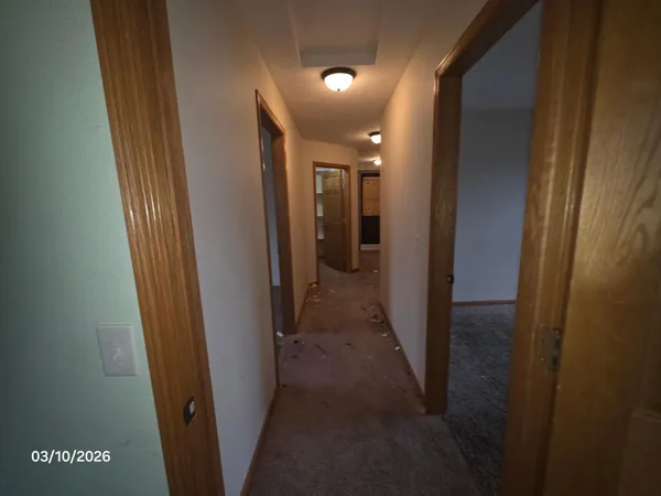 $147,500 | 704 Carver Street North, Winthrop, MN 55396