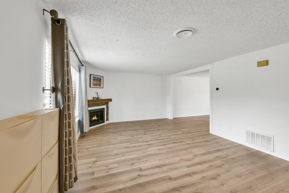4848 El Cemonte Avenue, Unit 5 Davis, CA 95618 - Photo 3 of 35