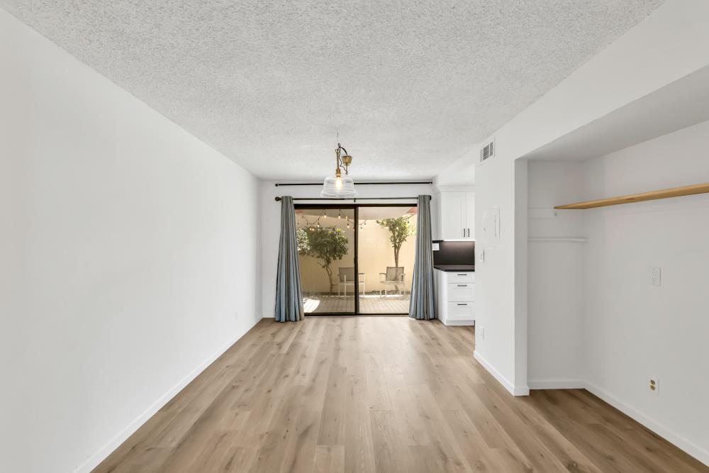 4848 El Cemonte Avenue, Unit 5 Davis, CA 95618 - Photo 10 of 35