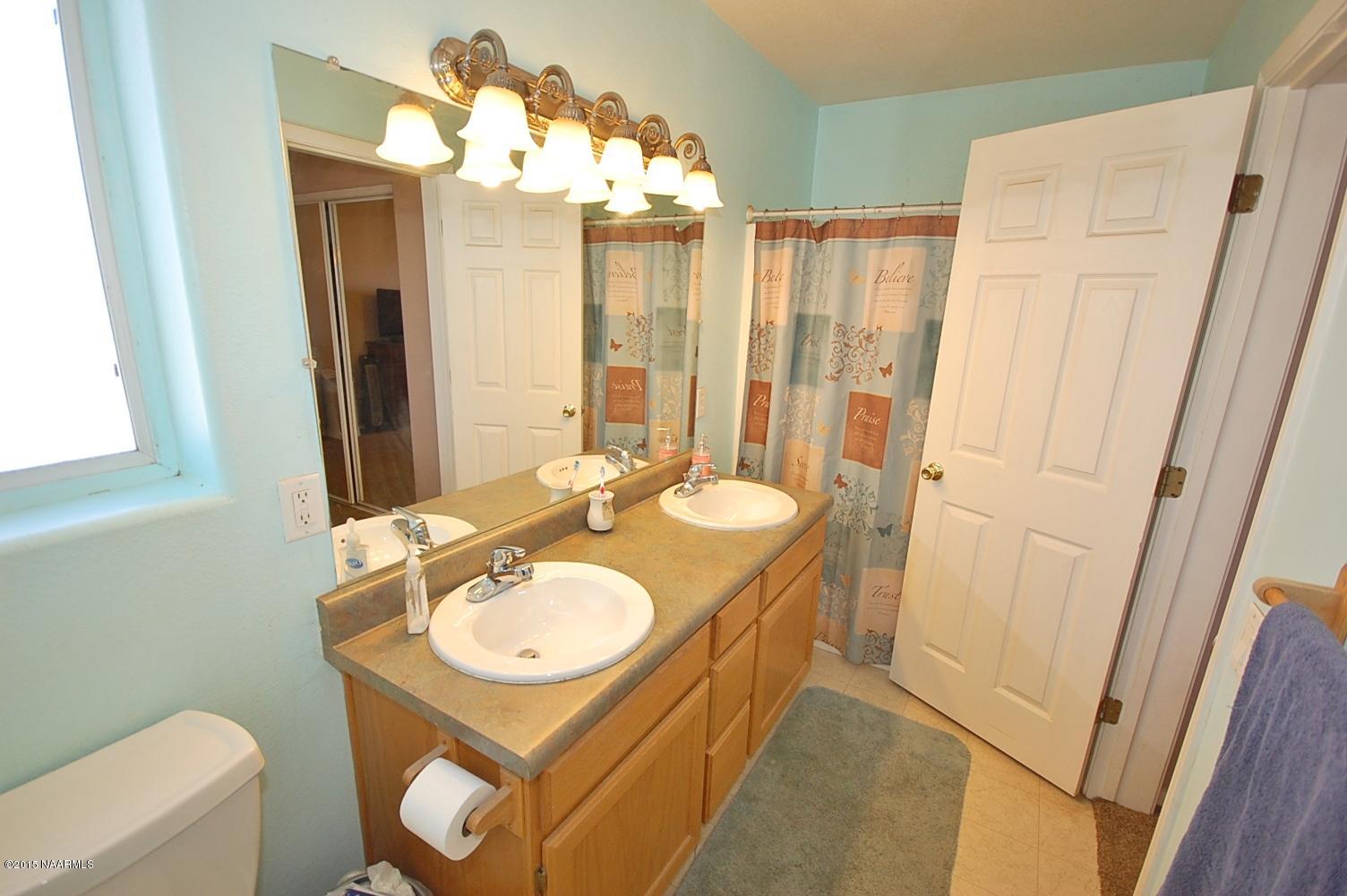 7715 Silver Saddle Road Flagstaff, AZ 86004 - Photo 14 of 23 master bath.JPG