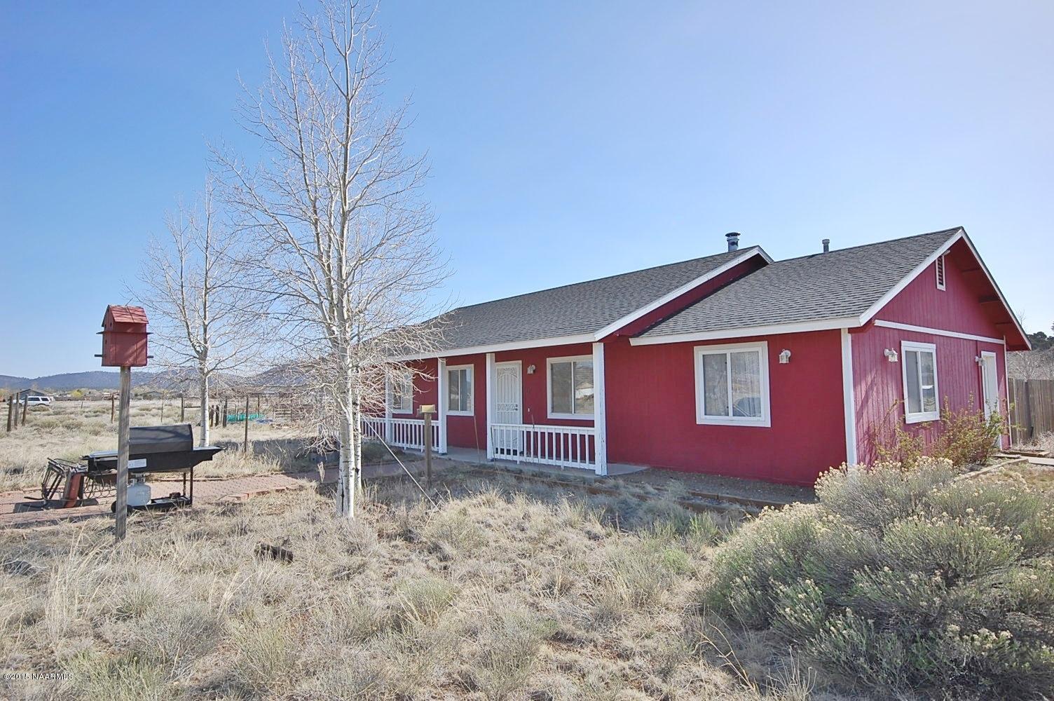 7715 Silver Saddle Road Flagstaff, AZ 86004 - Photo 2 of 23 front 3.JPG