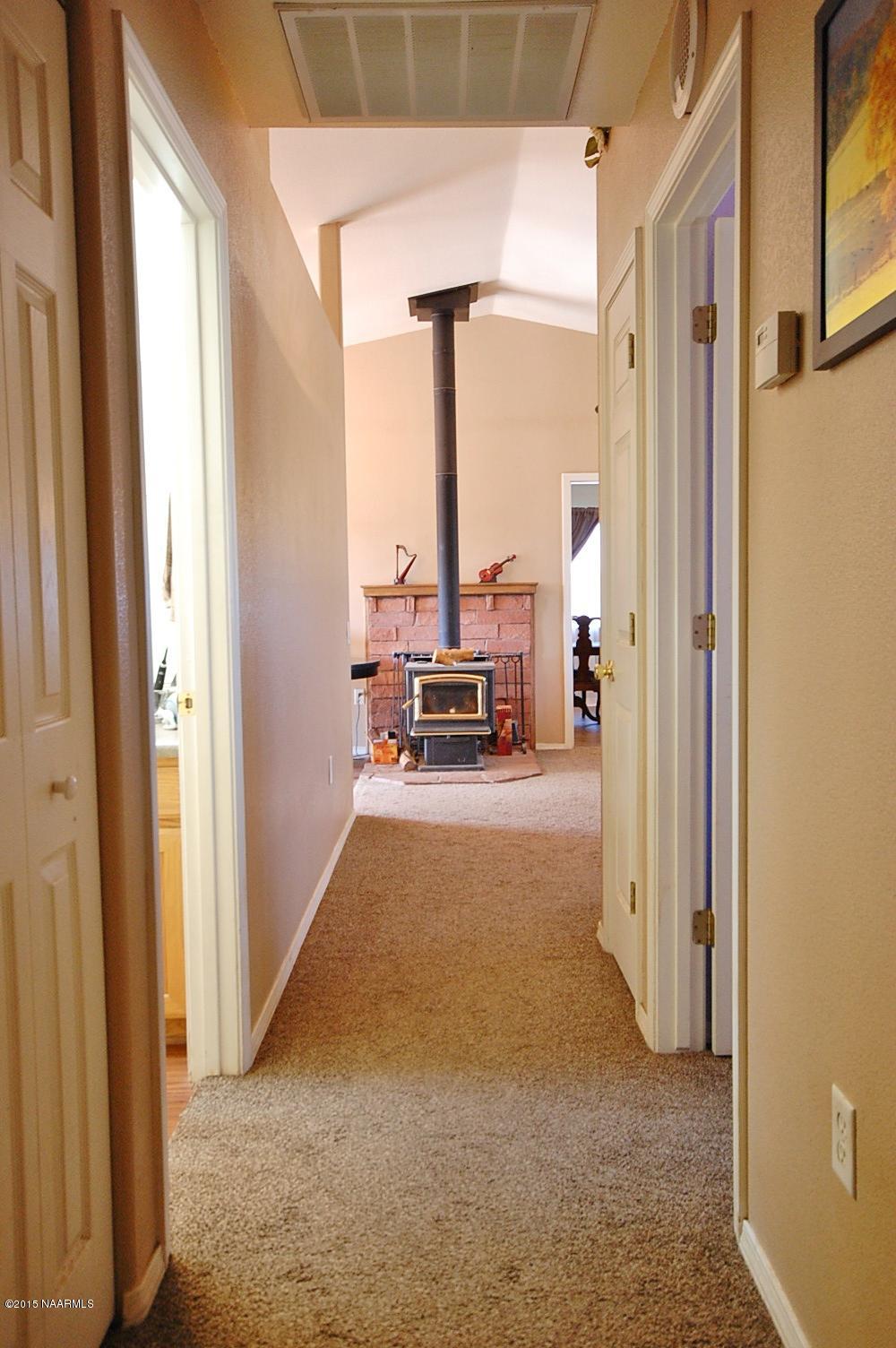 7715 Silver Saddle Road Flagstaff, AZ 86004 - Photo 7 of 23 hall.JPG