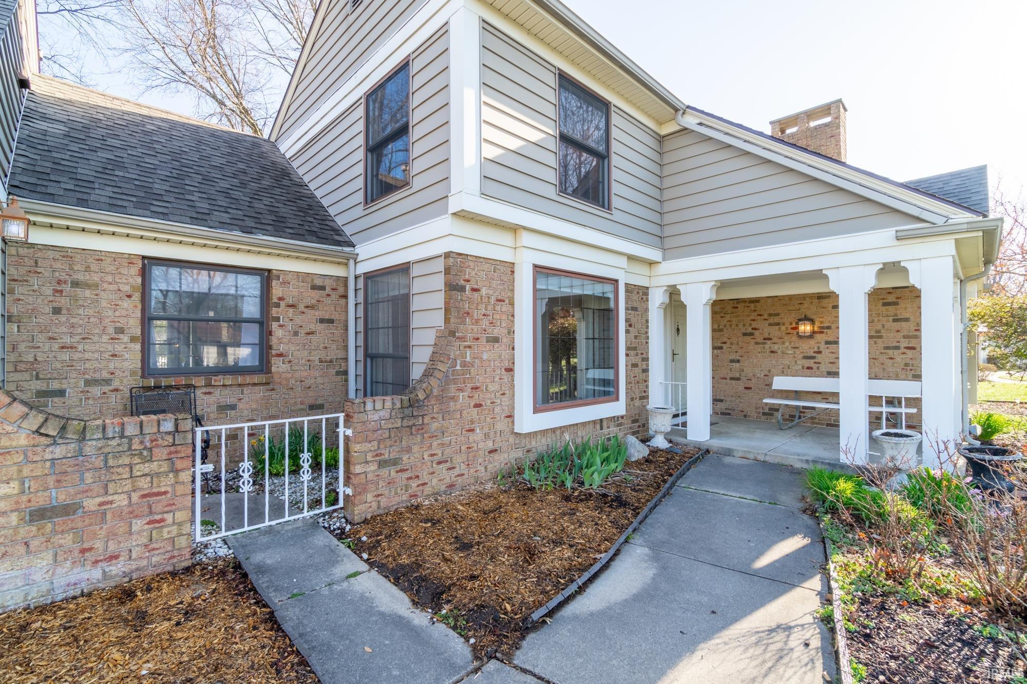 720 Snowfall Court Fort Wayne, IN 46819 - Photo 3 of 36