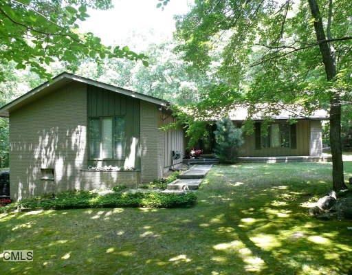 23 Beaver Bog Road New Fairfield, CT 06812 - Photo 1 of 1 Gallery Image 1