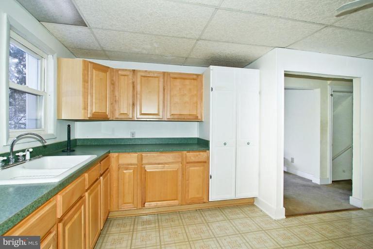 7810 Brooklyn Bridge Road Laurel, MD 20707 - Photo 13 of 20 Kitchen