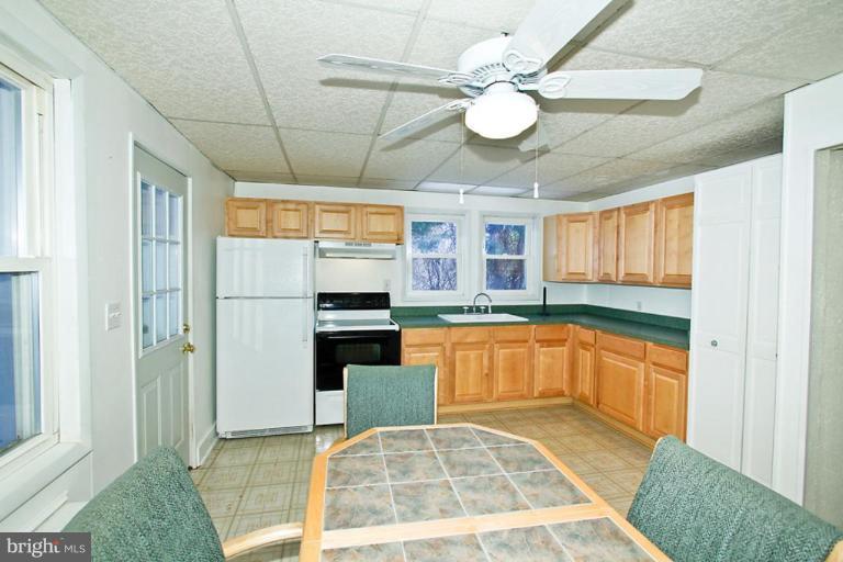 7810 Brooklyn Bridge Road Laurel, MD 20707 - Photo 20 of 20 Kitchen #3