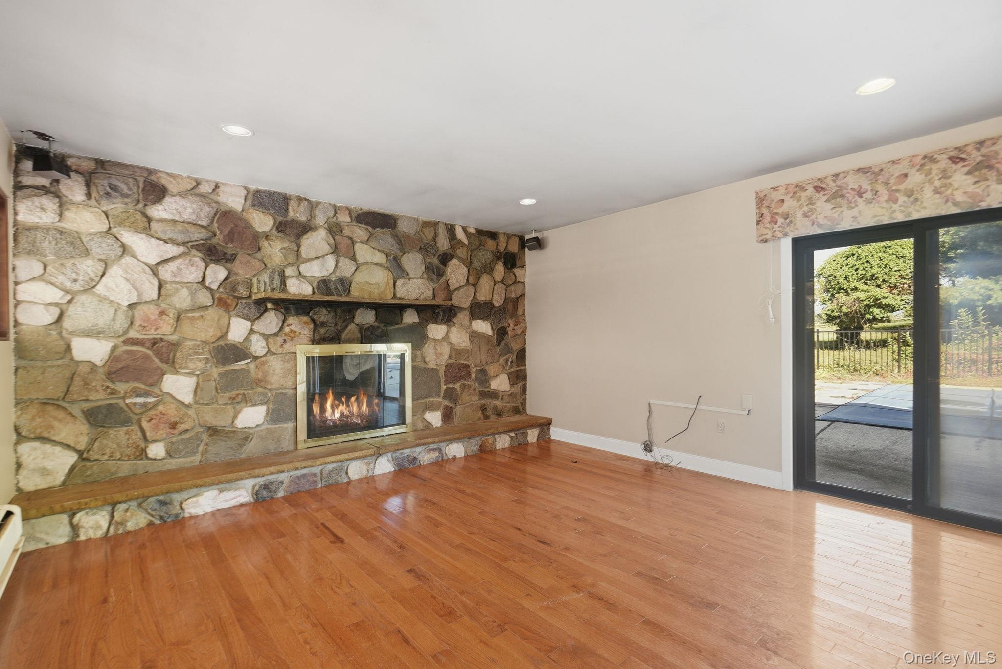 91 Ridge Road Marlboro, NY 12542 - Photo 5 of 25