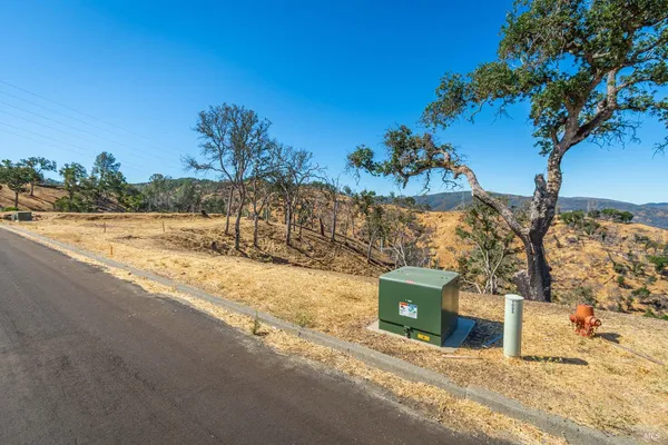 $32,500 | 1099 Westridge Drive, Napa, CA 94558