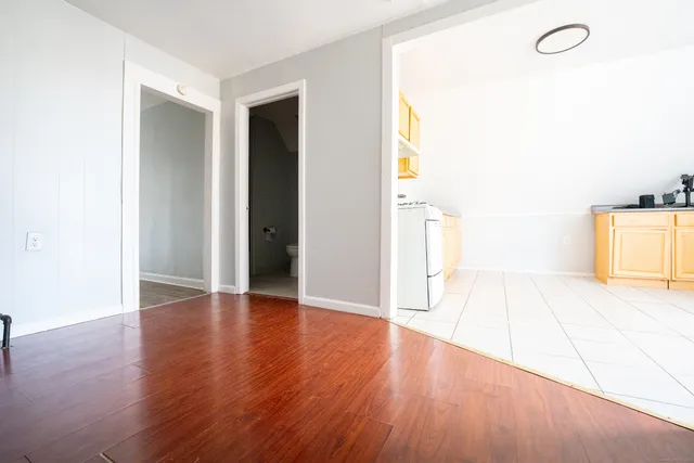 $1,700 | 540 Laurel Avenue, Bridgeport, CT 06605