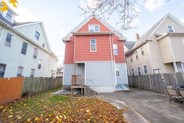 $1,700 | 540 Laurel Avenue, Bridgeport, CT 06605