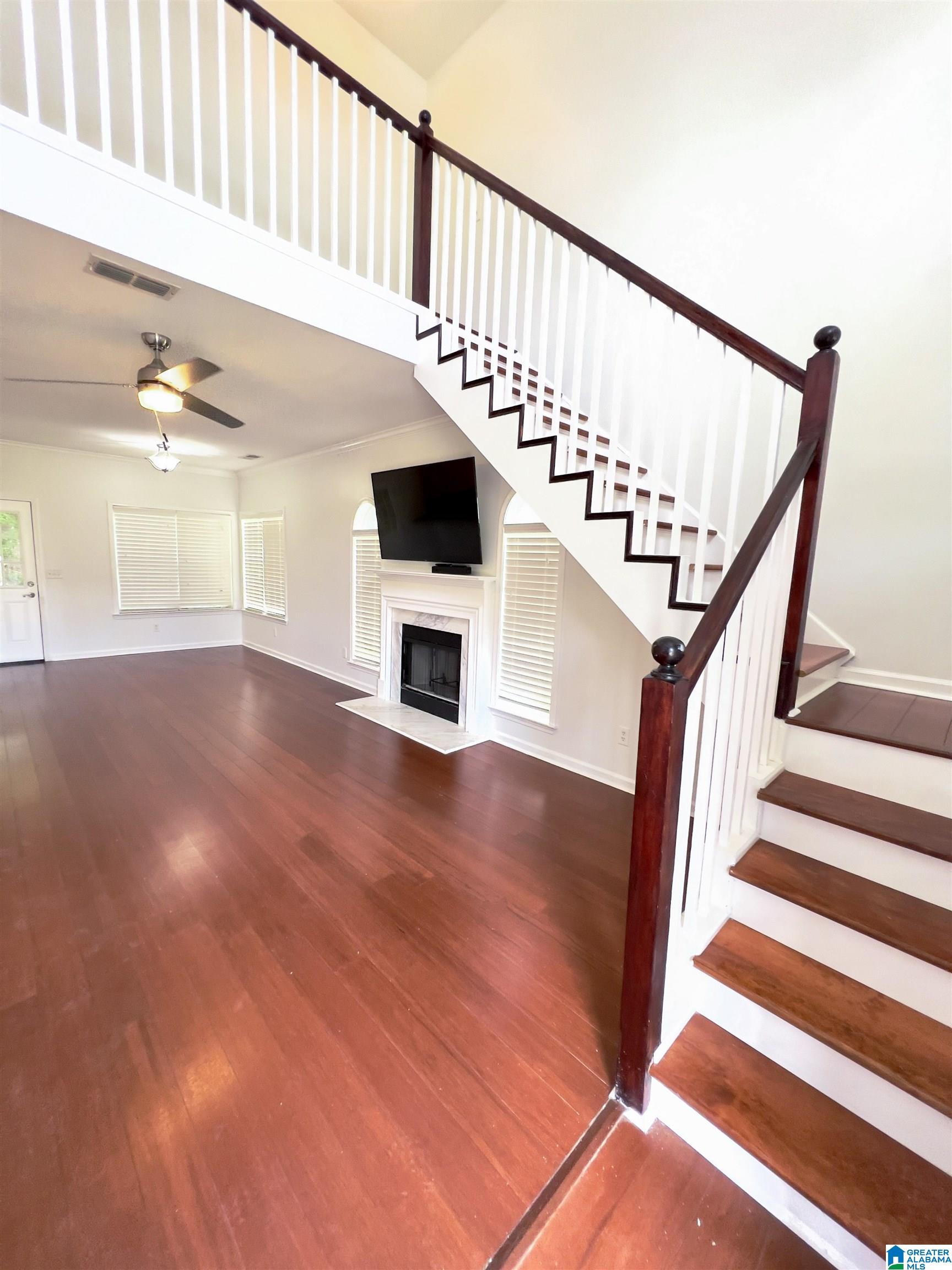 112 Juniper Circle Pelham, AL 35124 - Photo 2 of 17