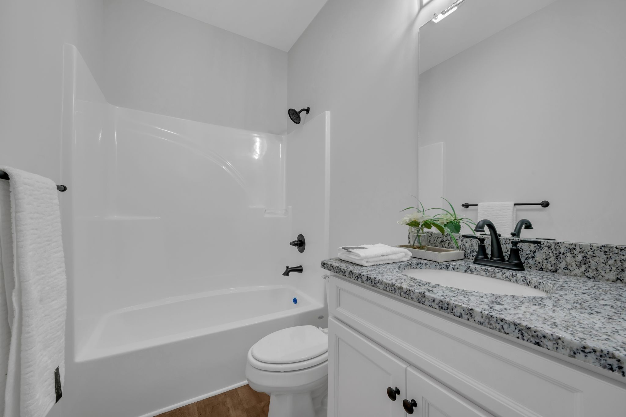 1738 Columbia Road Dickson, TN 37055 - Photo 22 of 31 Gallery Image 22