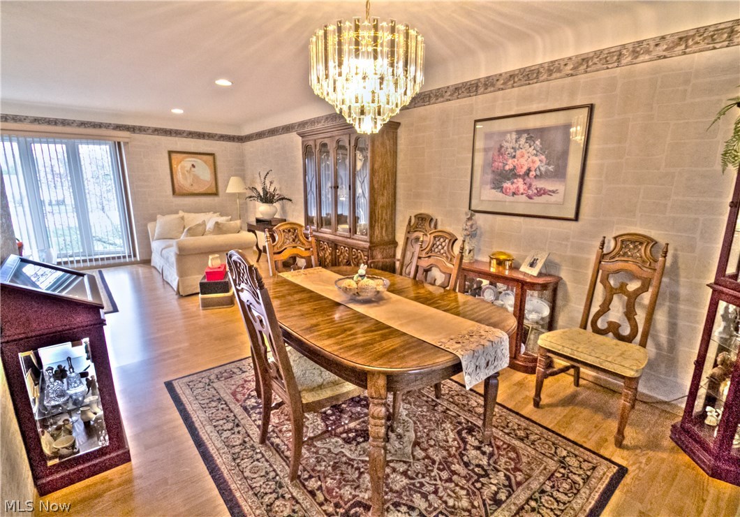1978 Som Center Road Cleveland, OH 44124 - Photo 8 of 34 Gallery Image 8