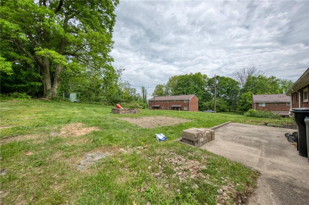338 Moon Clinton Road Coraopolis, PA 15108 - Photo 36 of 39