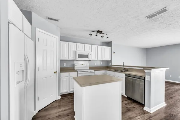 $298,000 | 121 Shadow Glen Drive, Nashville, TN 37211