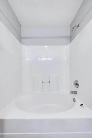 $298,000 | 121 Shadow Glen Drive, Nashville, TN 37211