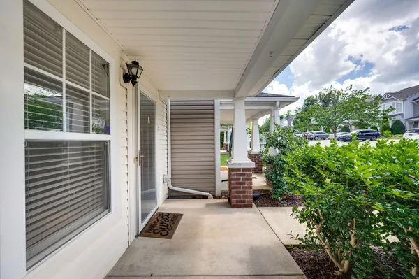 $298,000 | 121 Shadow Glen Drive, Nashville, TN 37211