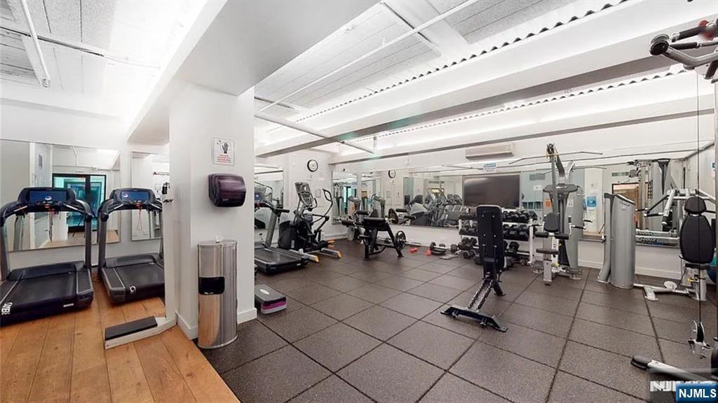 250 Gorge Road, Unit 8J Cliffside Park, NJ 07010 - Photo 27 of 36