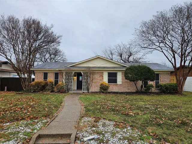 $2,199 | 1609 Crockett Street, Garland, TX 75042