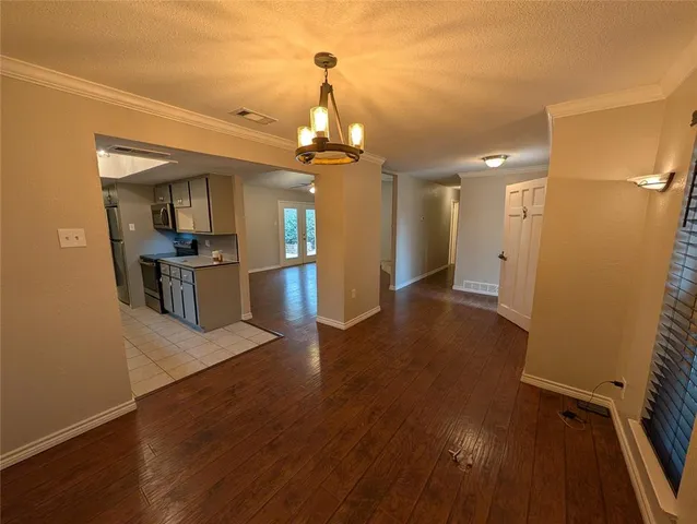 $2,199 | 1609 Crockett Street, Garland, TX 75042