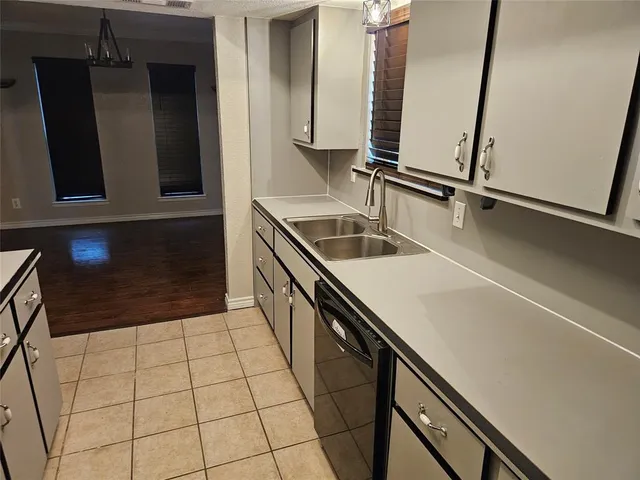 $2,199 | 1609 Crockett Street, Garland, TX 75042