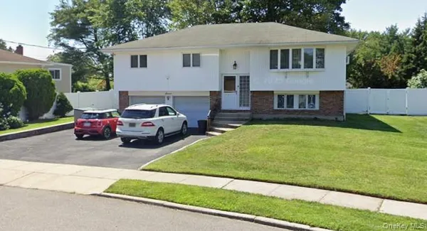$3,700 | 7 Motor Lane, Old Bethpage, NY 11804