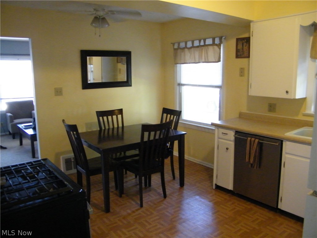 734 Ranney Street Akron, OH 44310 - Photo 2 of 31 Eat in kitchen with new Bosch dishwasher.