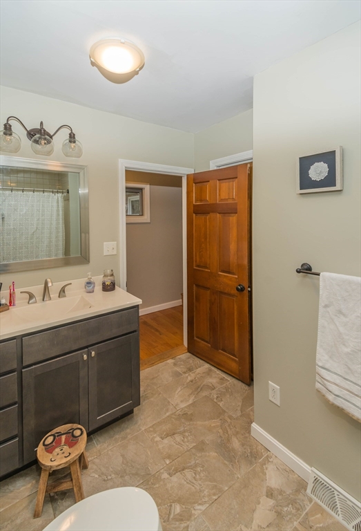 105 Mayflower Ridge Drive Wareham, MA 02571 - Photo 25 of 41 Gallery Image 25