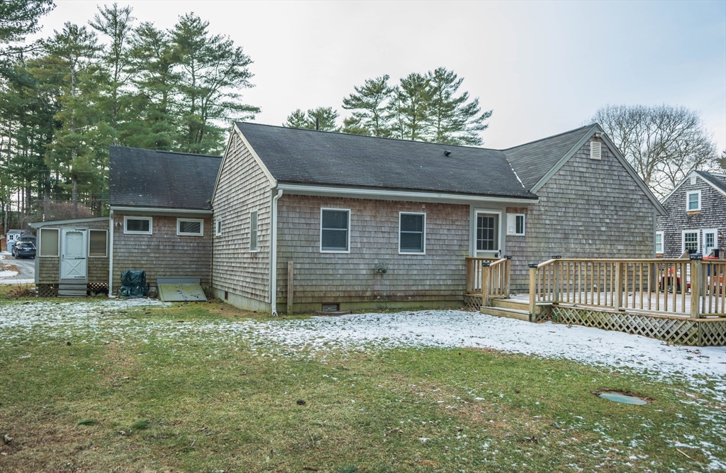 105 Mayflower Ridge Drive Wareham, MA 02571 - Photo 8 of 41 Gallery Image 8