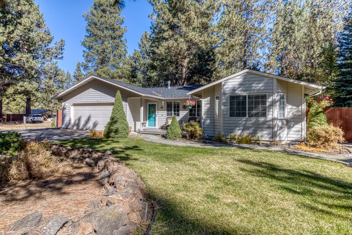 60452 Zuni Road Bend, OR 97702 - Photo 3 of 41 Zuni 2