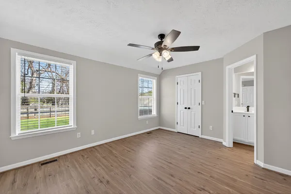 $415,000 | 2212 Spartan Court, Murfreesboro, TN 37128