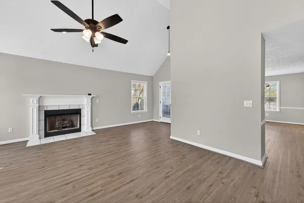 $415,000 | 2212 Spartan Court, Murfreesboro, TN 37128