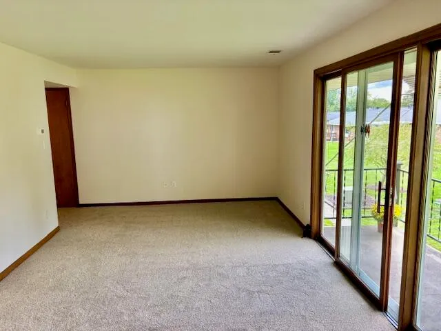 $169,900 | 230 South State Street, Unit 84, Zeeland, MI 49464