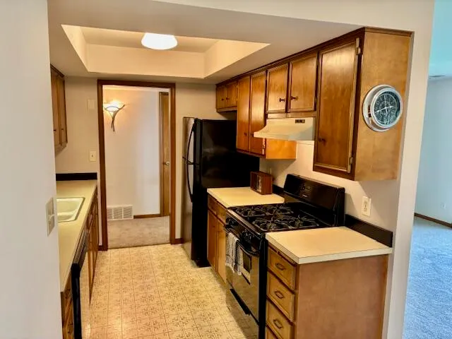 $169,900 | 230 South State Street, Unit 84, Zeeland, MI 49464