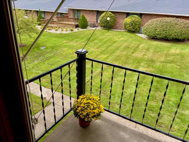 230 South State Street, Unit 84 Zeeland, MI 49464 - Photo 4 of 30 IMG_4067