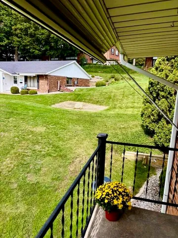 $169,900 | 230 South State Street, Unit 84, Zeeland, MI 49464