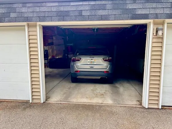 $167,900 | 230 South State Street, Unit 84, Zeeland, MI 49464